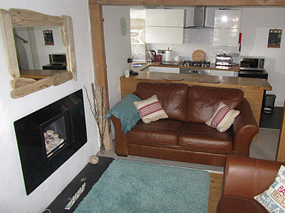 Dean Cottage, Skidden Hill