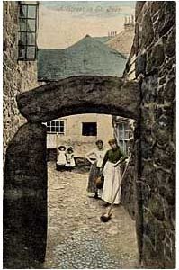 Old Postcard of Young maidens, St Ives