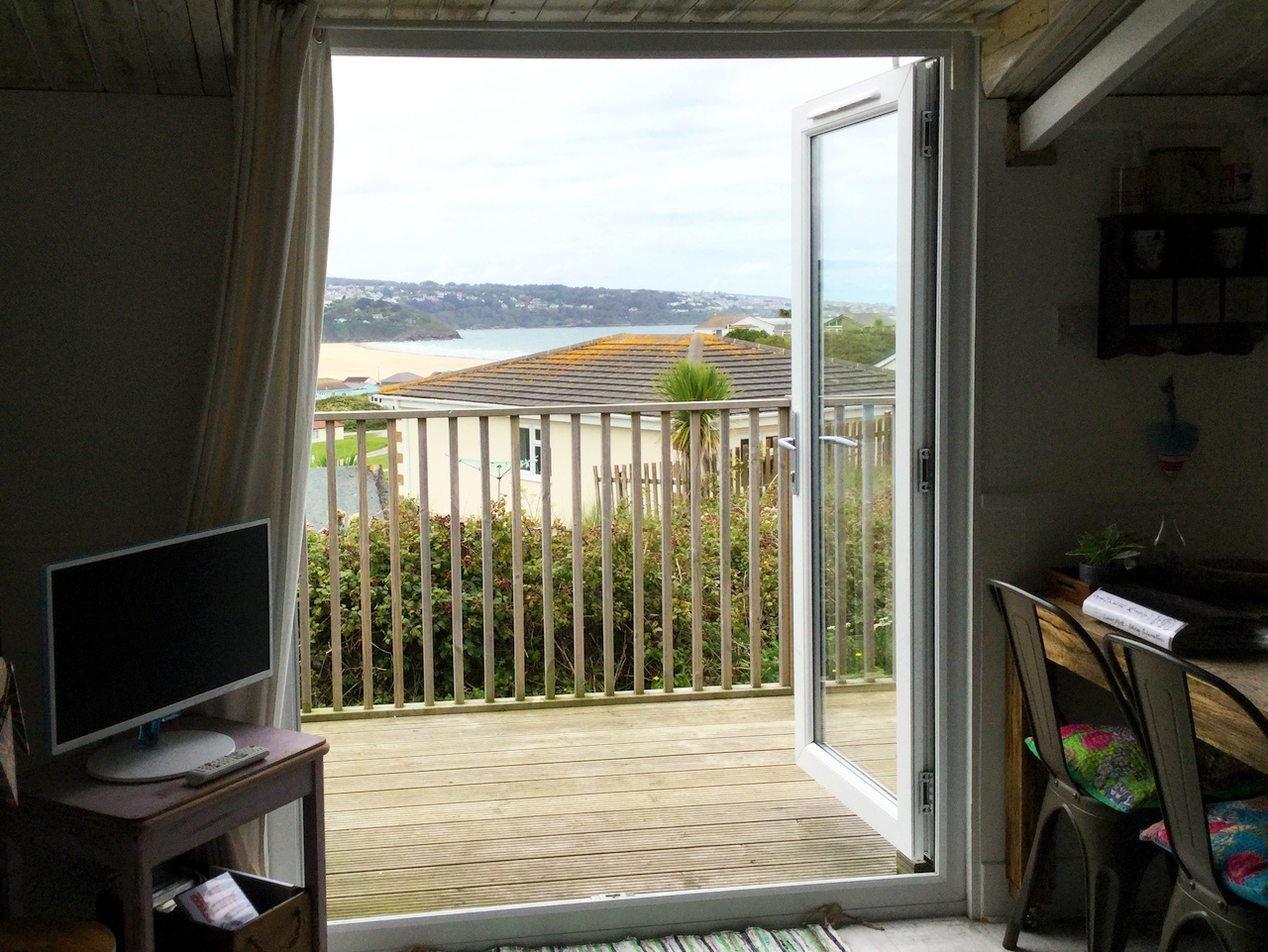 Silver Mist Sea View